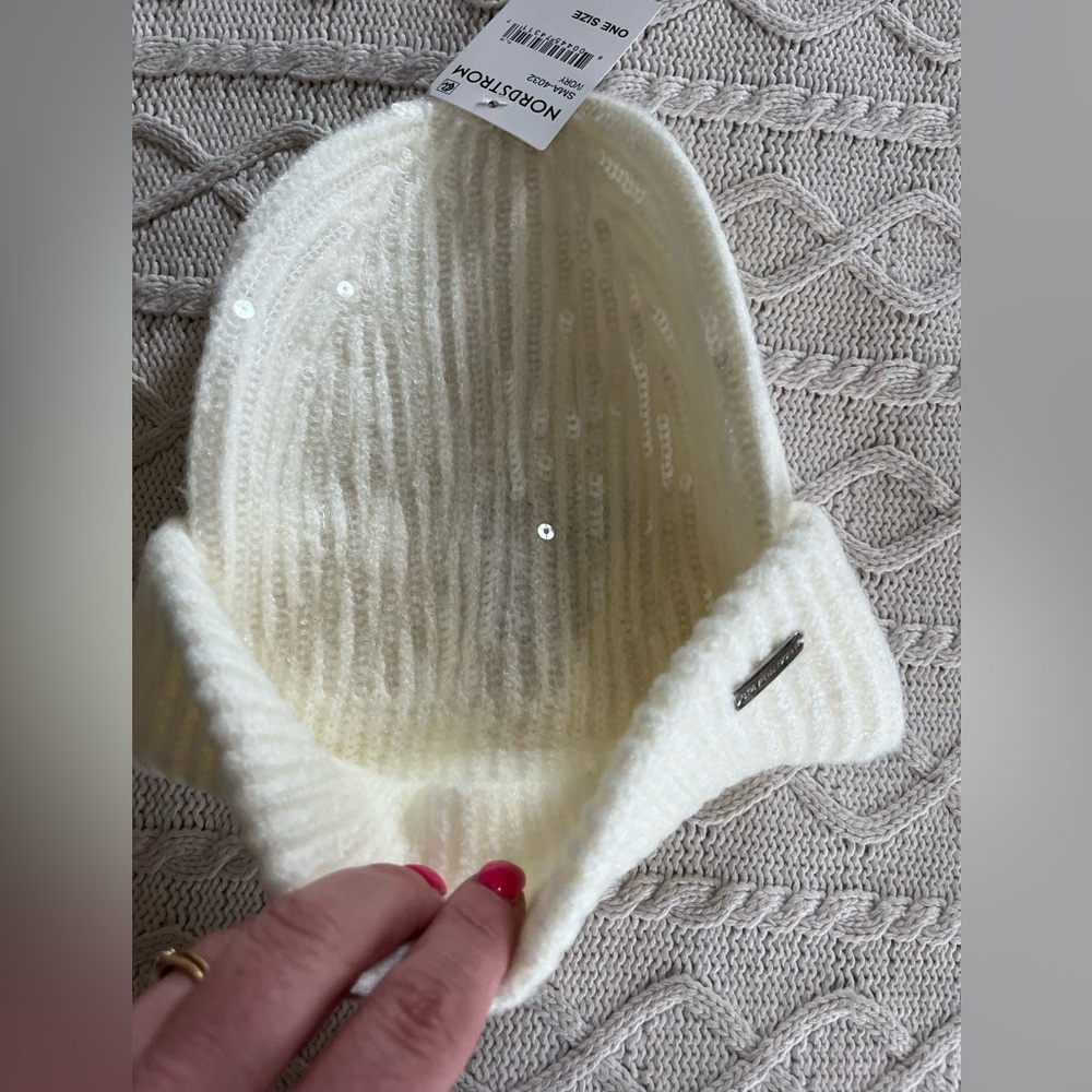 NWT Steve Madden Acrylic Ivory Sequin Beanie - Picture 2 of 8